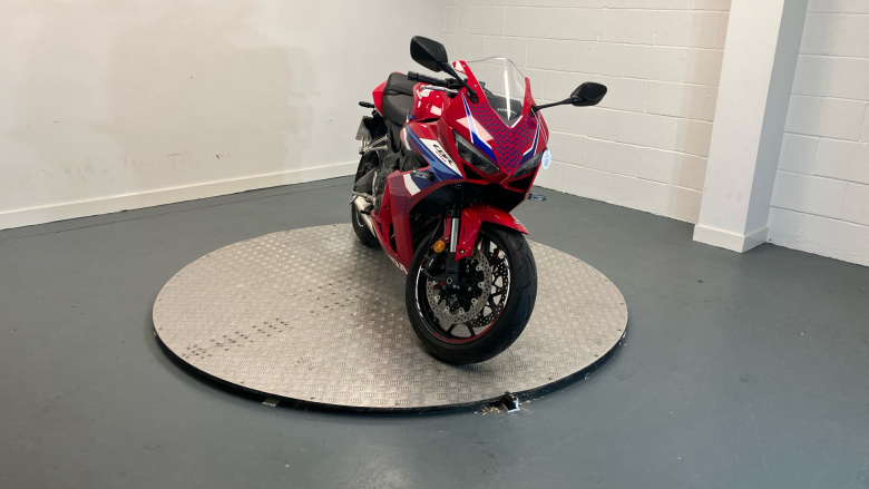 Honda CBR650R E-Clutch (24MY)